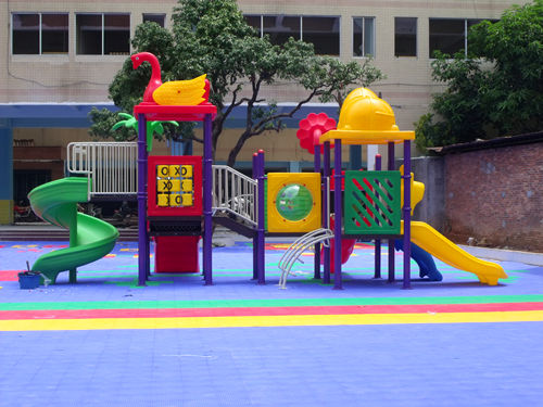幼兒園塑膠地板 幼兒園塑膠地板